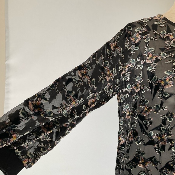 New Rebecca Taylor Womens Top 8 Floral Velvet Semi Sheer Silk Blend Black - Picture 5 of 13